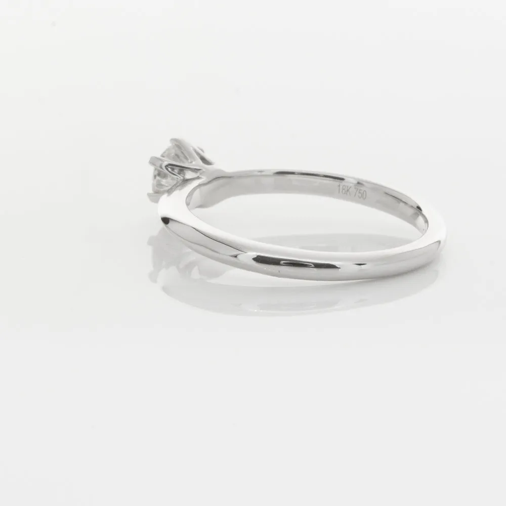 18ct White Gold .50ct Diamond Cosmopolitan Ring