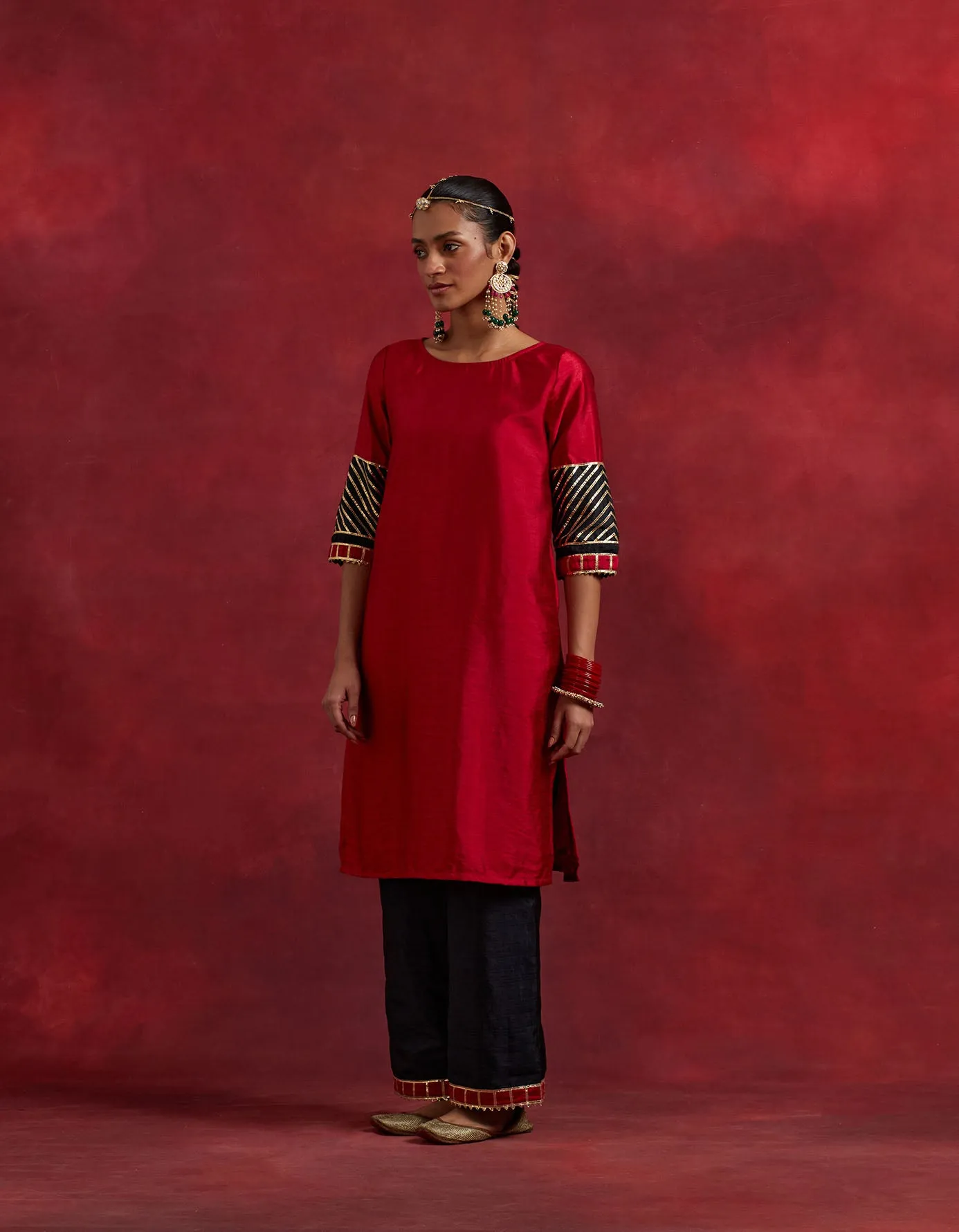 Red Black Raw Silk Jennifer Kurta Set (Set Of 3)
