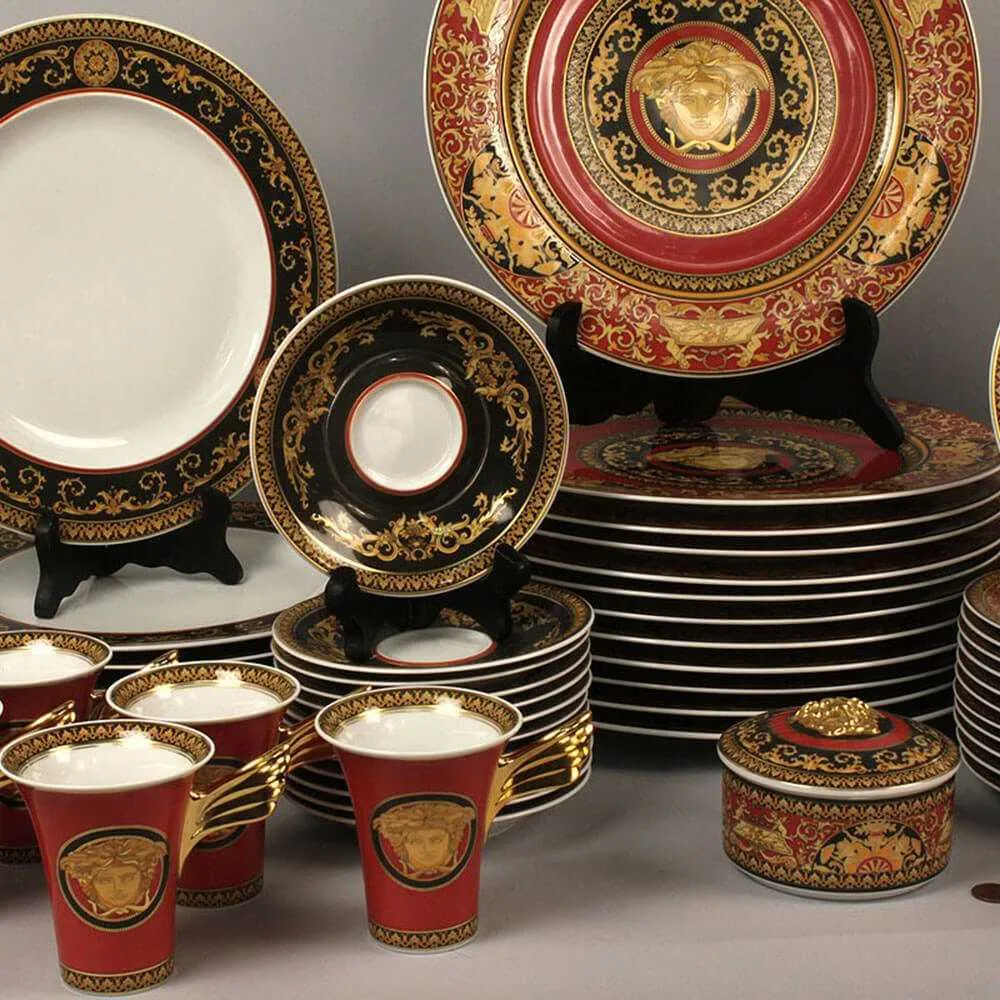 Versace meets Rosenthal Medusa Plate diam. 22 cm.